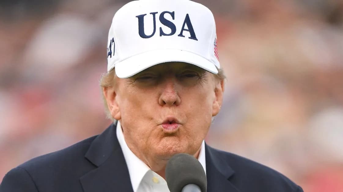 Трамп Ормузын хоолойг нээх Ираны болзолт саналыг няцааж, сонгуулийн да — Эх сурвалж: huffpost.com (https://www.huffpost.com/entry/wall-street-journal-editor-donald-trump_n_6ab21b9ee4b085277b534aa7)