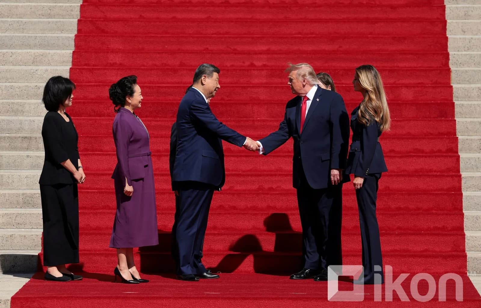 Трамп-Ши нарын уулзалт: Хятадад хоригдсон америкчуудын асуудлыг хөндөн — Эх сурвалж: ikon.mn (https://ikon.mn/n/3qlk)