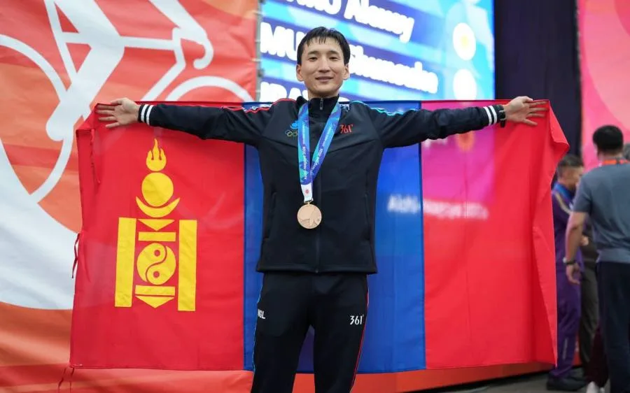 Азийн зуны спортын XX наадмын софт теннис нээлтээс өмнө эхэлж, манай багууд хэсгээс гарч чадсангүй — Гэрэл зураг: Montsame