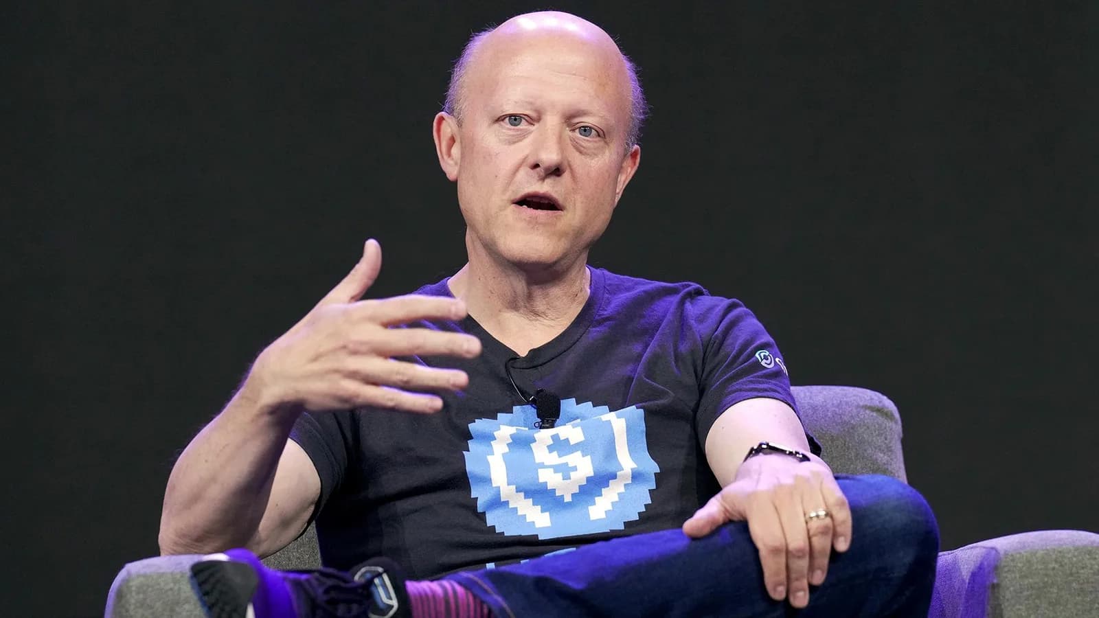 Binance Circle-д хөрөнгө оруулж, USDC-ийн олон улсын өрсөлдөөнд шинэ т — Эх сурвалж: coindesk.com (https://www.coindesk.com/business/2026/09/26/binance-deal-gives-circle-a-boost-in-stablecoin-race-with-tether-analysts-say)