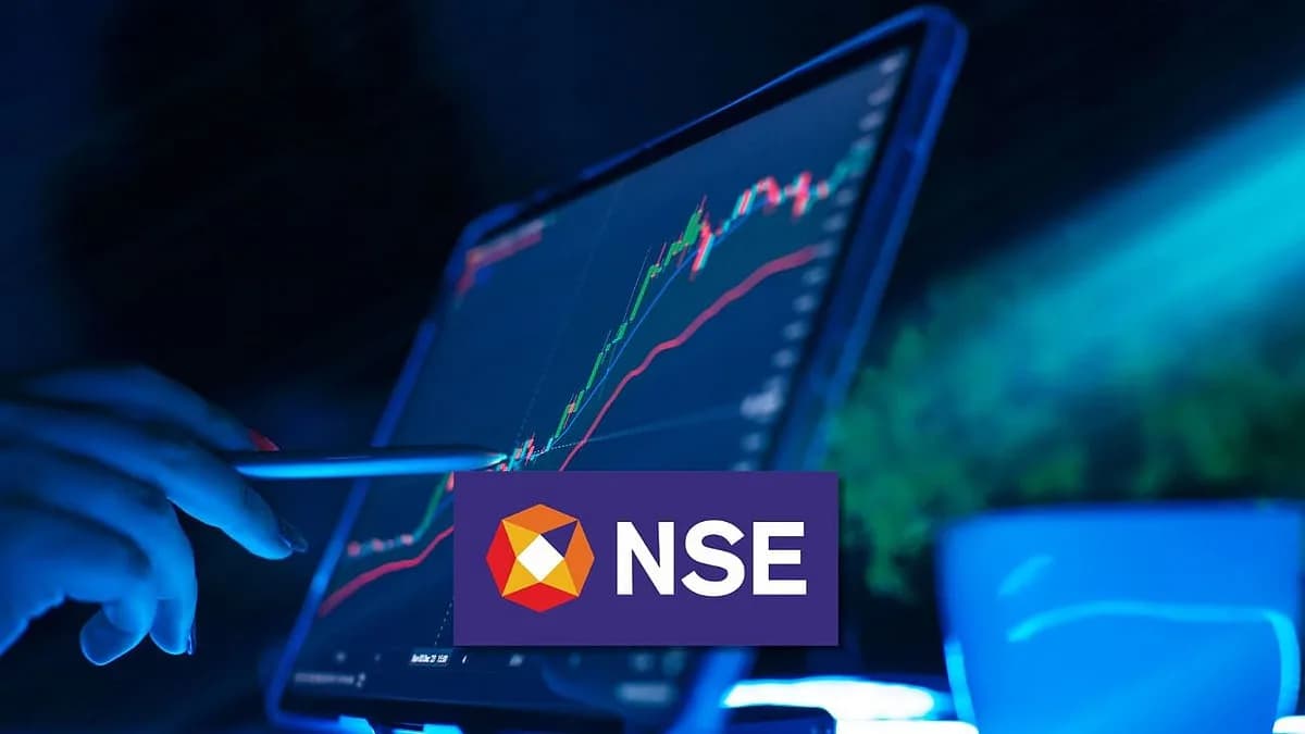 NSE-ийн IPO: Хөрөнгө оруулагчдын захиалга санал болгосон хэмжээнээс 5. — Эх сурвалж: outlookmoney.com (https://www.outlookmoney.com/invest/nse-share-price-falls-below-ipo-issue-price-why-the-stock-is-tumbling-and-what-it-means-for-investors)