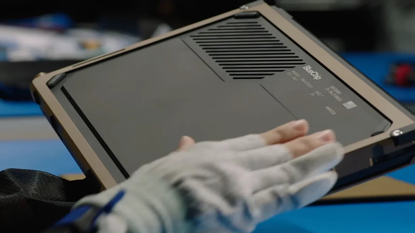 BlueChip: Anduril plans to build laptop with nearly all components made in US
