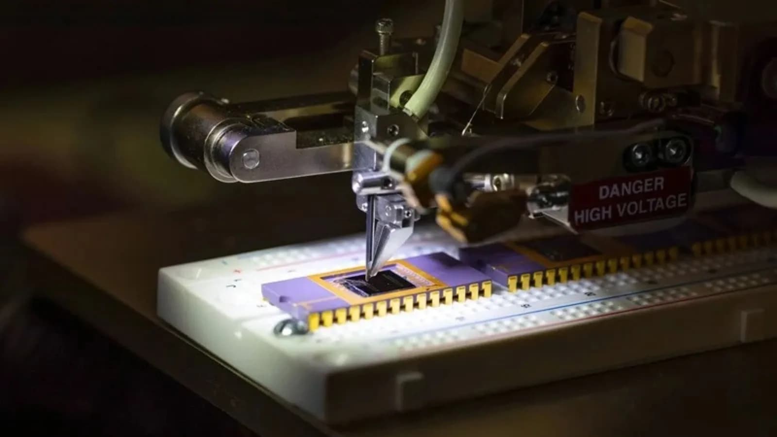 US team develops device that powers battery-free sensors for at least 24 hours