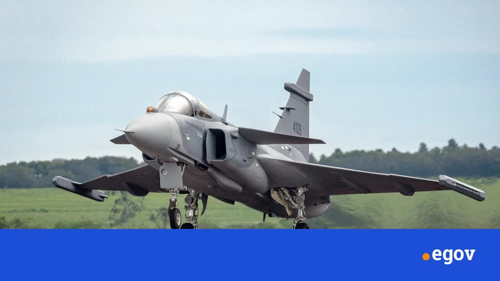 Newly-built fighter aircraft conducts maiden flight, mission verified performance of main systems