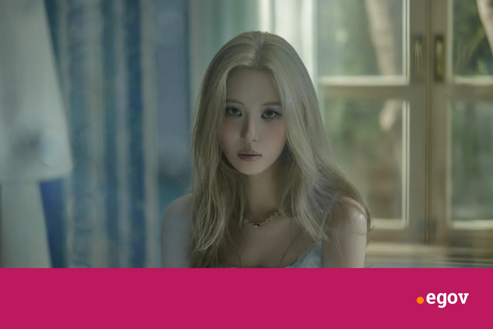 K-pop star Sunmi loves Notion and ear cleaning videos