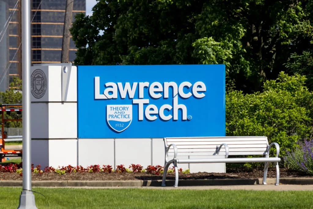 Lawrence Technological University-ийн нэрийн хаяг бүхий кампусын үүд. Зураг: Mining.com