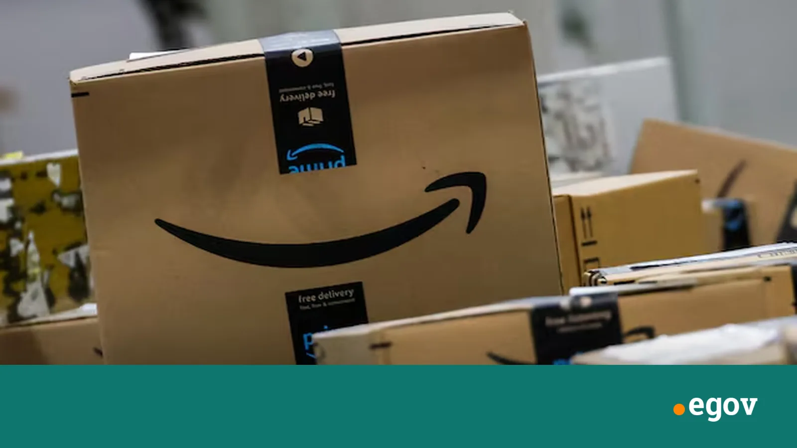 "Amazon" жижиглэн худалдааны нэгжээсээ мянга хүрэхгүй ажилтан цомхотгожээ