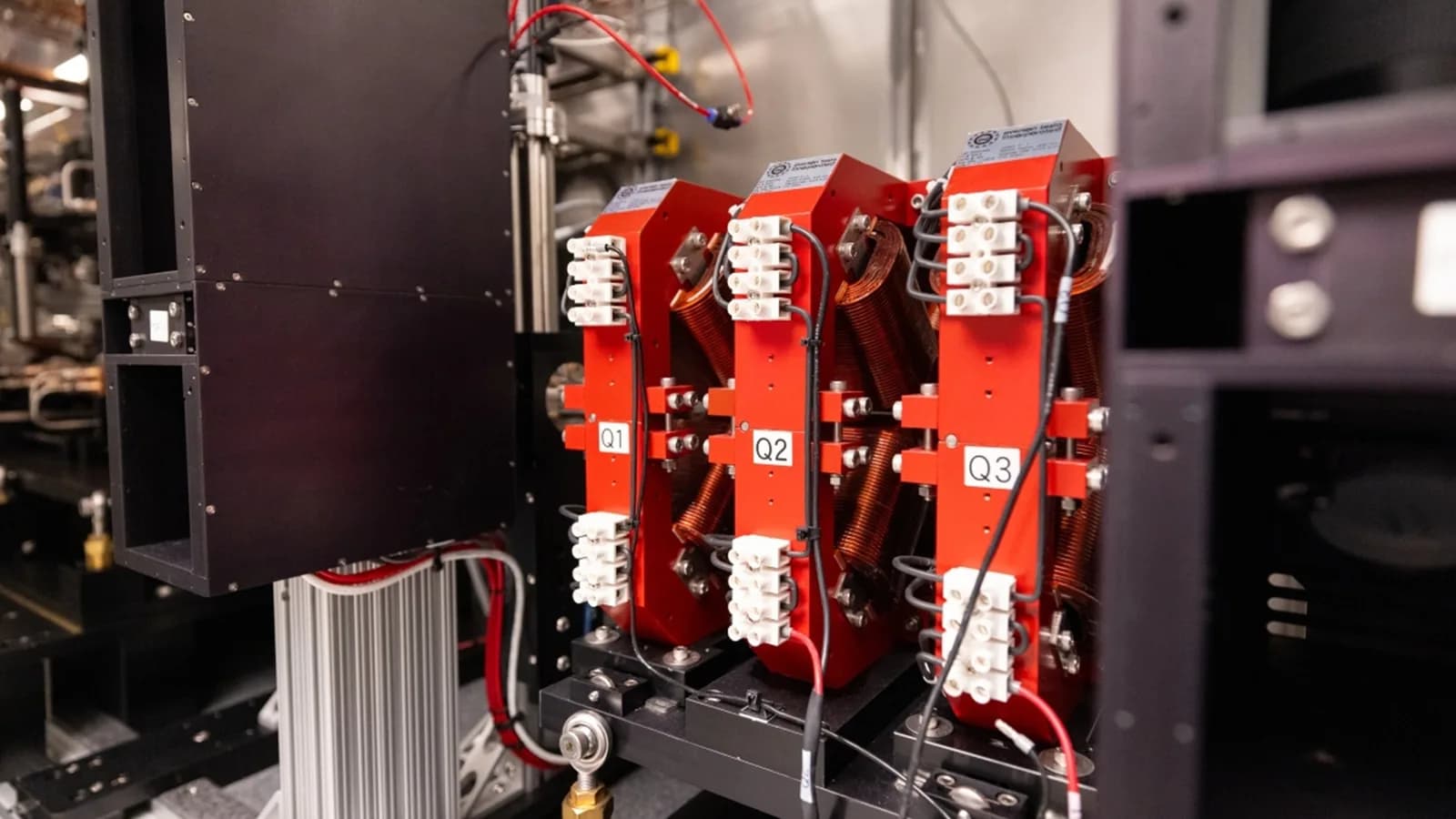 World’s fastest compact X-rays let US team capture atomic changes in trillionths of a second