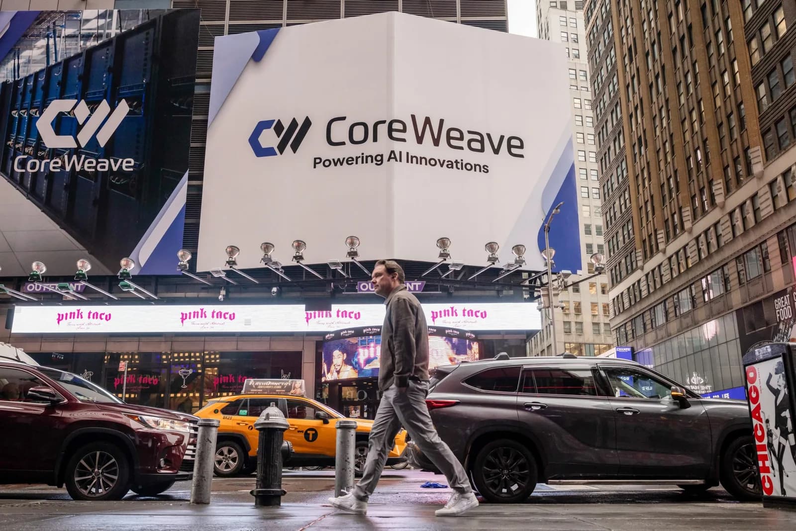 Нью-Йоркийн Таймс скверт байрлах CoreWeave-ийн дэлгэц сурталчилгаа. Зураг: Tekedia