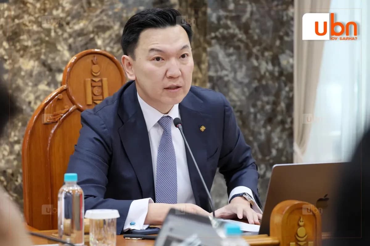 Prime Minister N. Uchral during a government meeting. Image: UBN.mn
