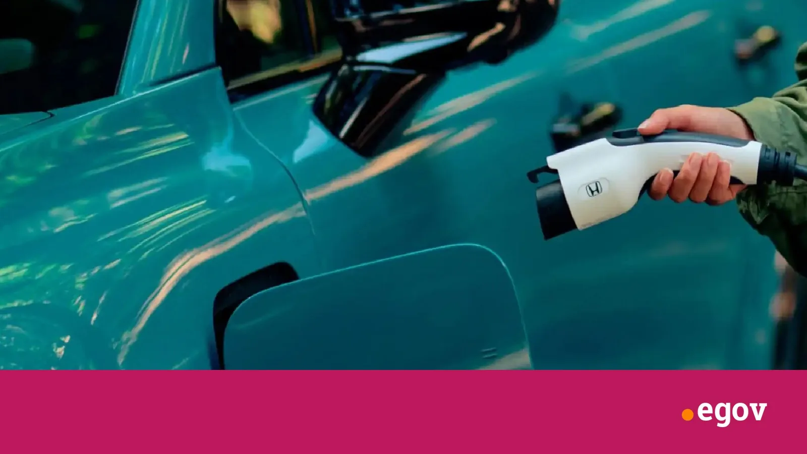Honda develops wireless in-motion charging tech for EVs and large commercial vehicles