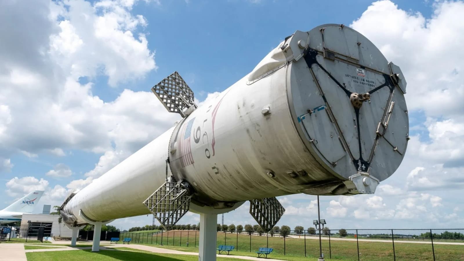 7 SpaceX rocket details that challenge what you know about launches