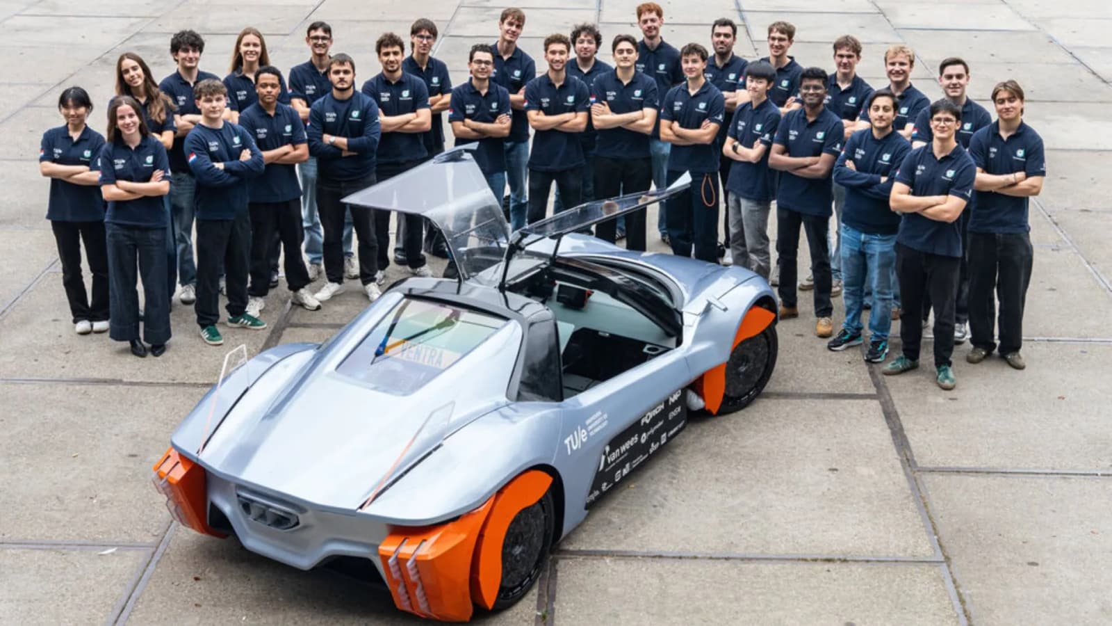 New student-built electric car concept captures pollution even while driving
