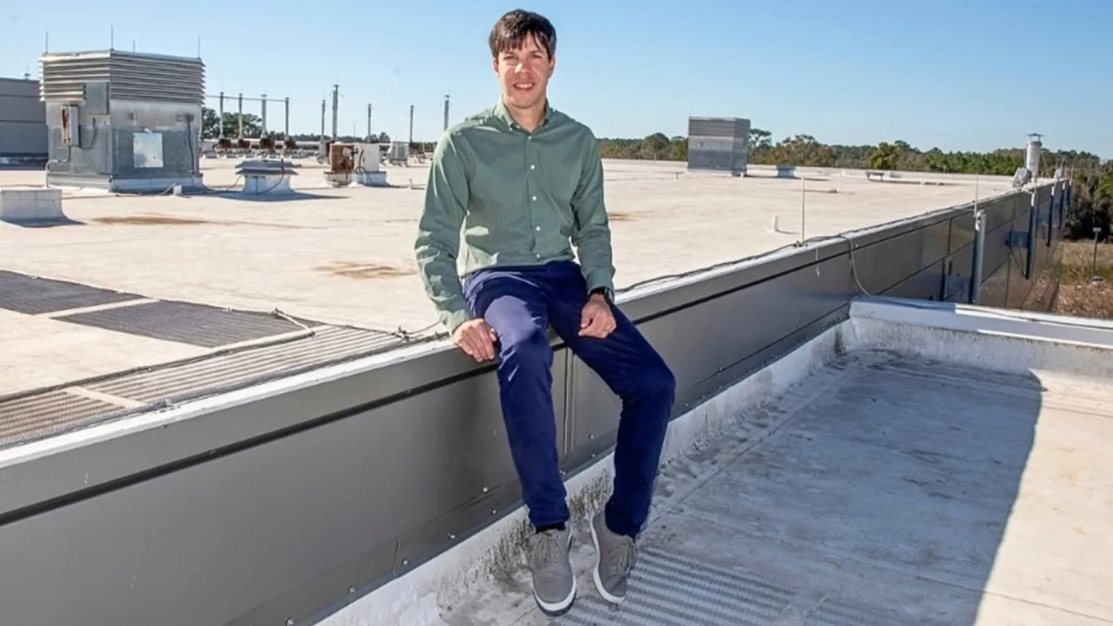Wave-shaped building walls and roofs can cut hurricane wind pressure by up to 60%: study