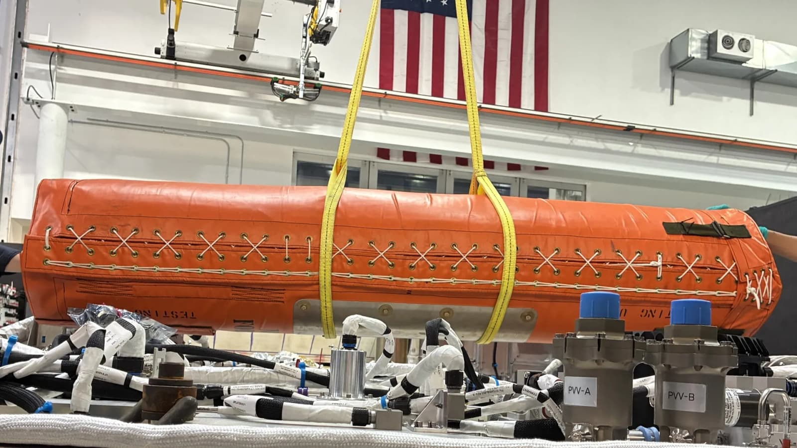 Air Force tests cargo pods on SpaceX’s Starfall capsule for point-to-point delivery