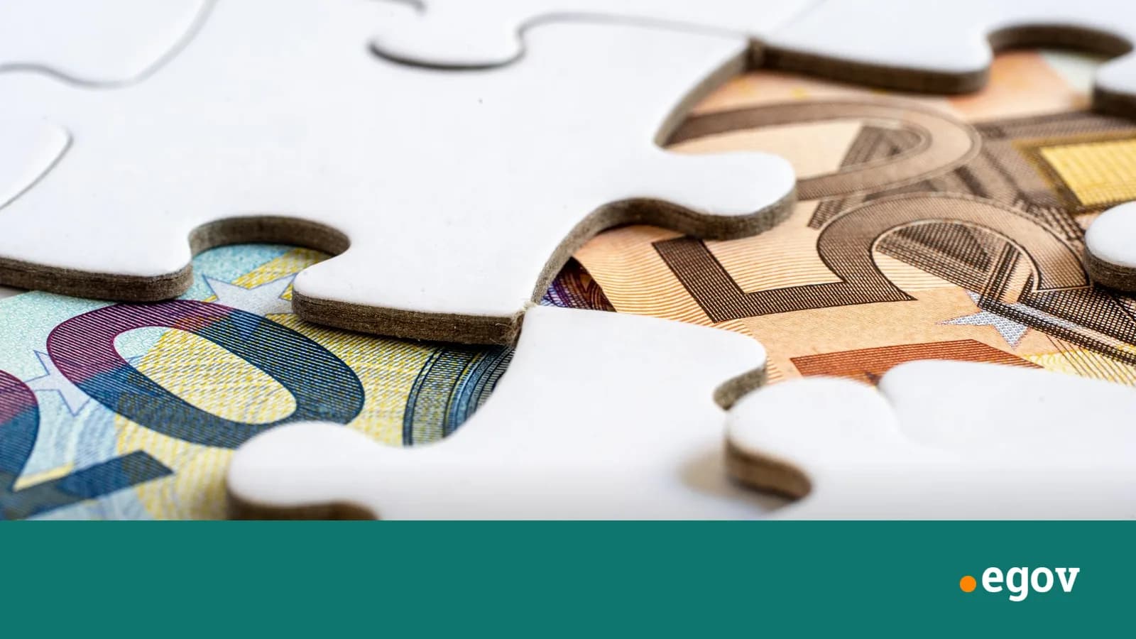 UBS-ийн гүйцэтгэх захирал Сержио Эрмотти хөрөнгө оруулагчид эрсдэлийг дутуу үнэлж буйг анхаарууллаа