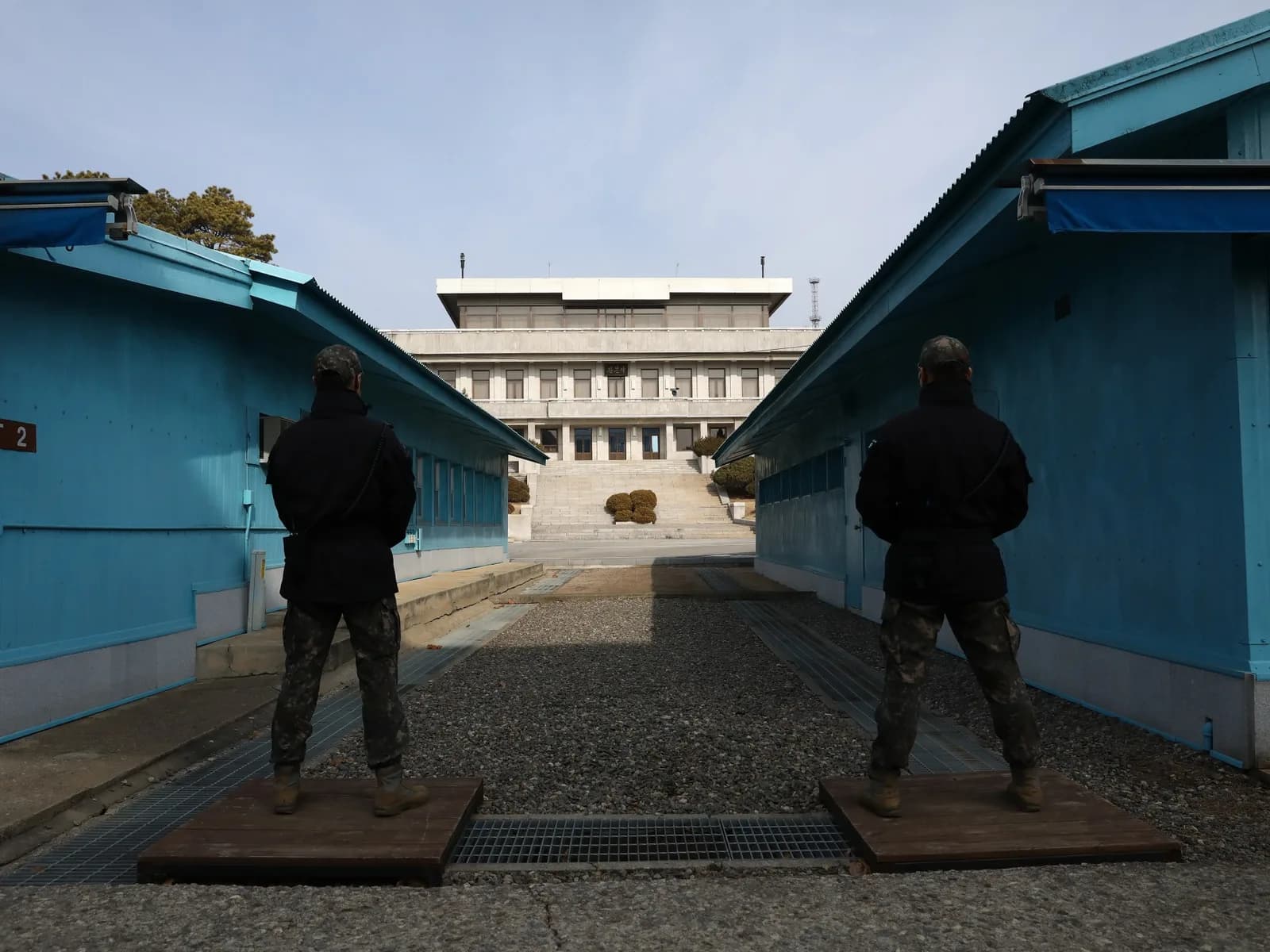 Солонгосын DMZ / Joint Security Area — минатын дэлбэрэлтийн хэрэг — Эх сурвалж: Al Jazeera (https://www.aljazeera.com/news/2026/9/28/south-korea-suspects-north-korean-mines-behind-dmz-blast)