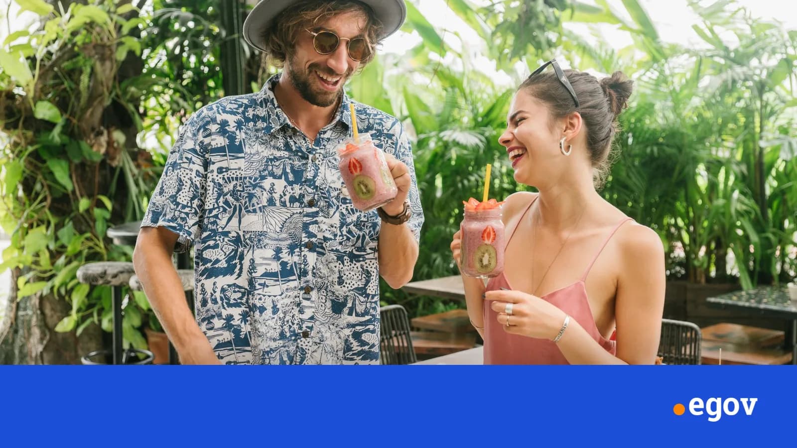 Tropical Smoothie Cafe шинэ савлагаа, дижитал өнгө төрхөө шинэчилж, 'Palm T' дүрсээ онцоллоо
