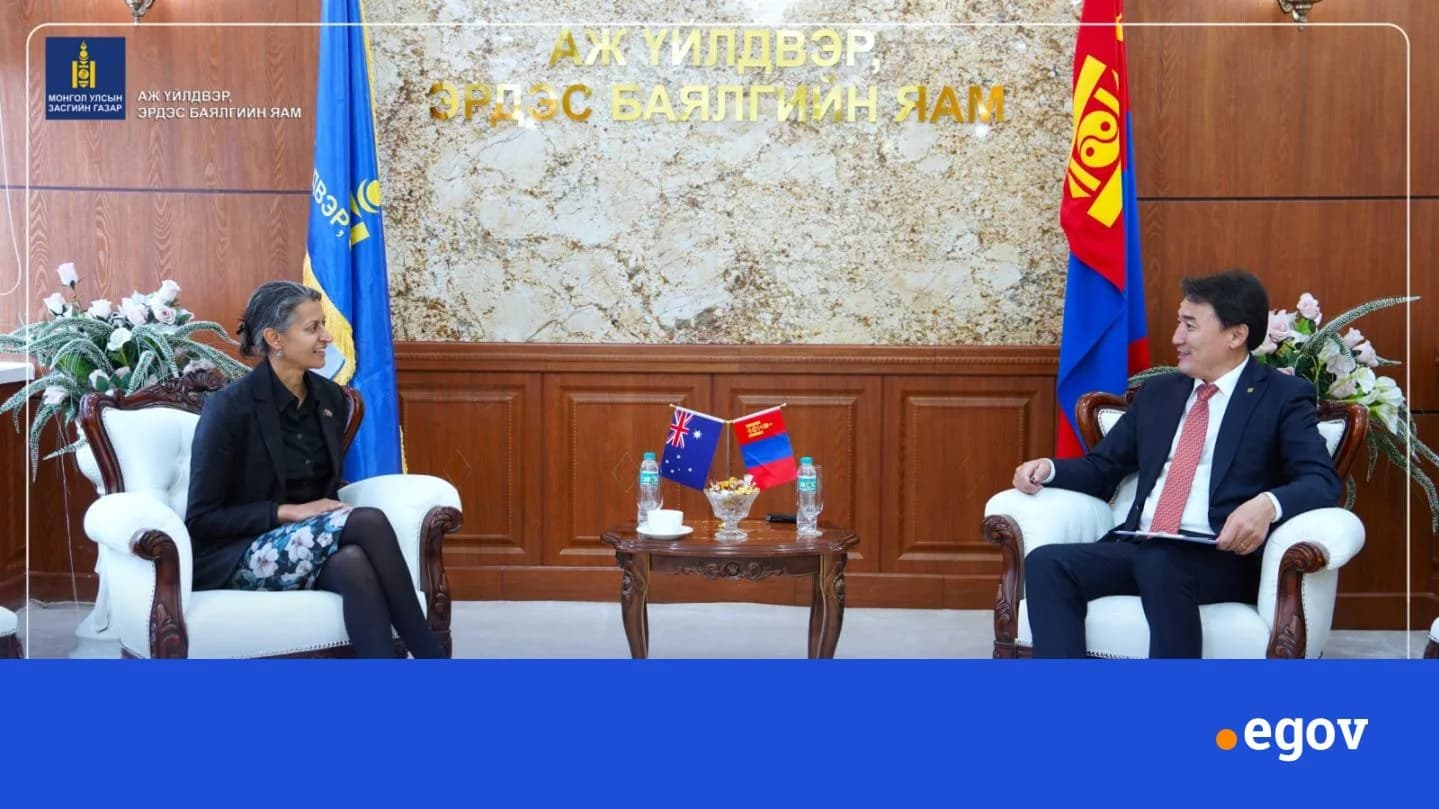 АЖ ҮЙЛДВЭР, ЭРДЭС БАЯЛГИЙН САЙД Г.ДАМДИННЯМ АВСТРАЛИЙН ХОЛБООНЫ УЛСЫН ЭЛЧИН САЙДЫН ЯАМНЫ ХЭРГИЙГ ТҮР ХАМААРАГЧ ЛАЛИТА КАПУРЫГ ХҮЛЭЭН АВЧ УУЛЗАВ