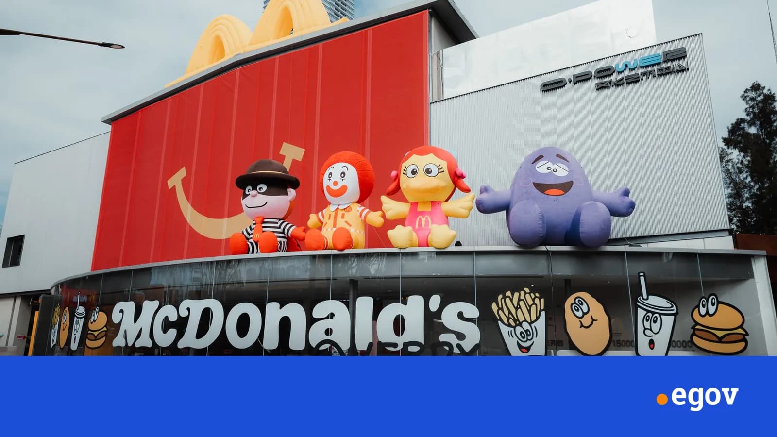McDonald's-ын гүйцэтгэх захирал зах зээлийн дарамтыг 'шинэ хэвийн' гэж үзэж, өрсөлдөгчдөөс хэрэглэгч татахаа мэдэгдлээ