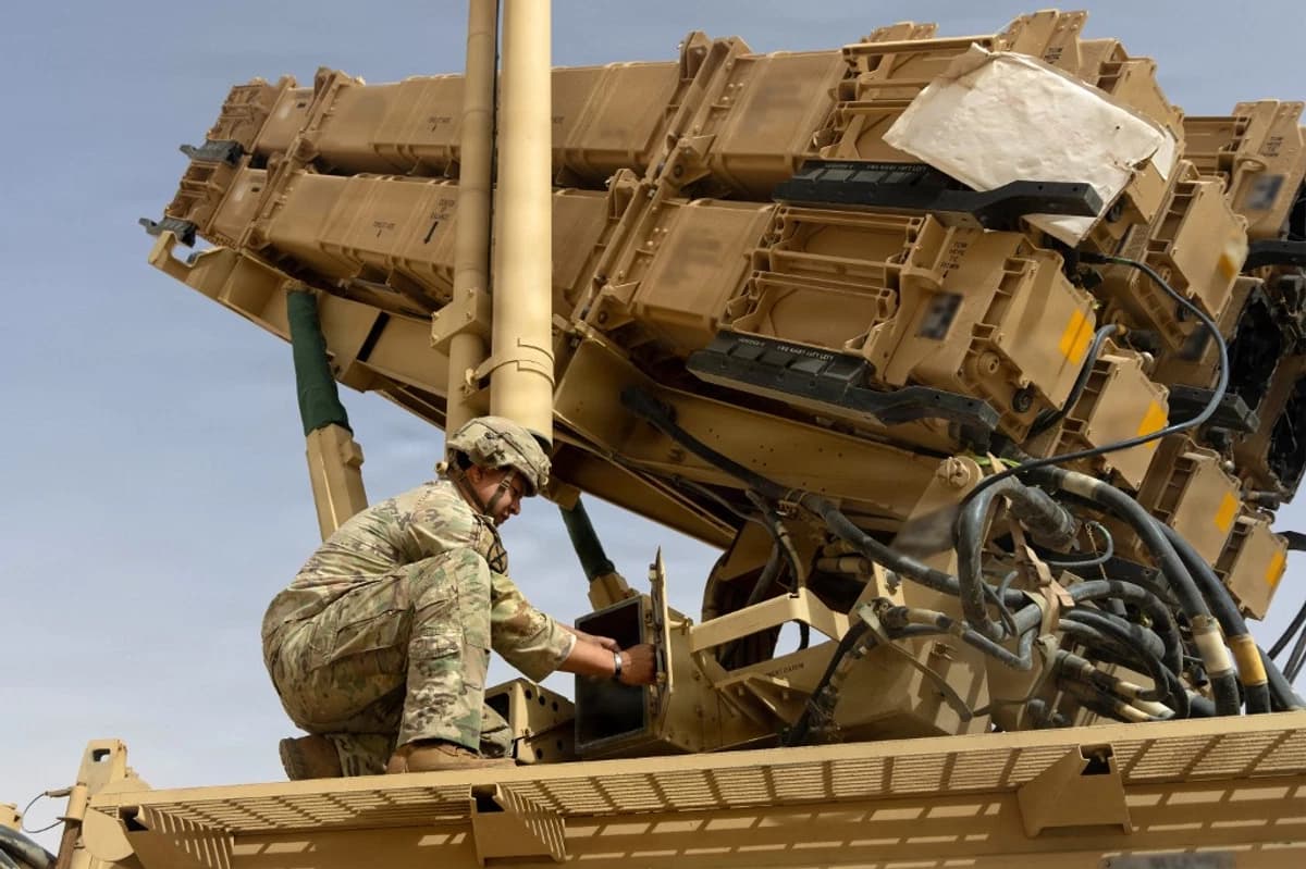 A US Army air defence artilleryman services a Patriot missile system. Photo: US Army / AFP (via Kyiv Post)