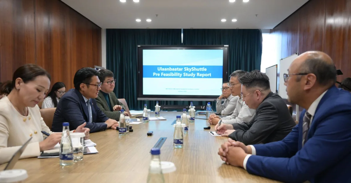Ulaanbaatar Mayor B. Purevdagva meets BYD Group’s Sky Shuttle project team, amlalt.mn
