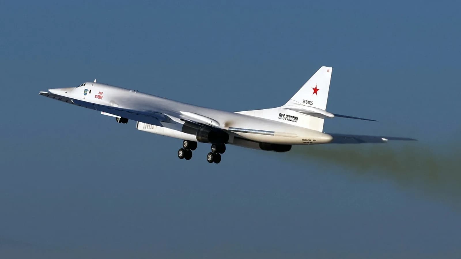Russia revives Soviet-era Tu-160 bomber production, overhauls 80% of its systems