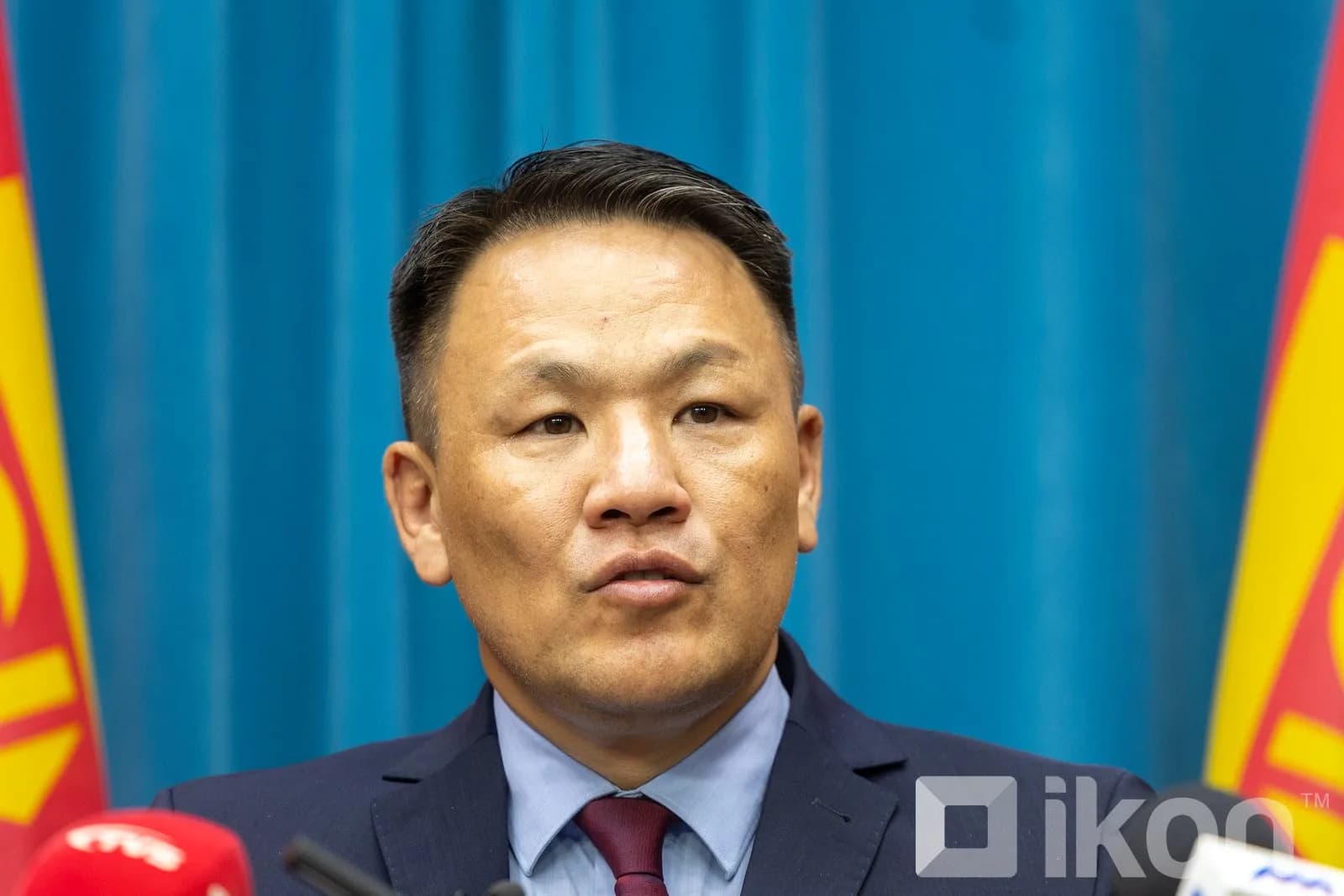 Deputy Prime Minister N. Nomtoibayar briefs reporters at Government House, ikon.mn