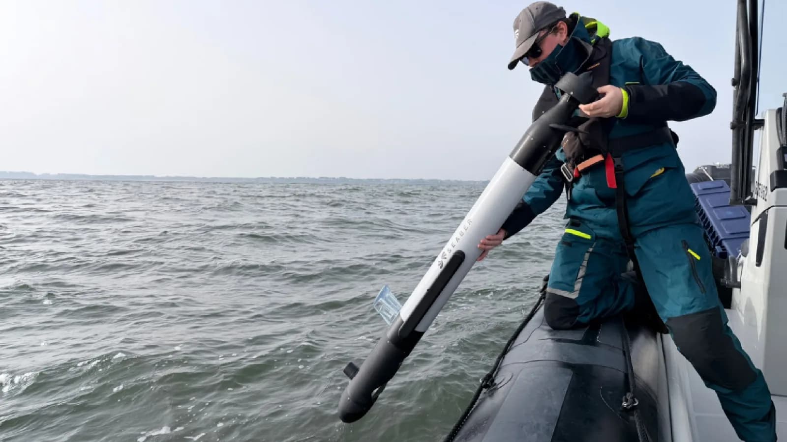 29-pound underwater drone dives 985 feet to hunt naval mines, launches with one operator