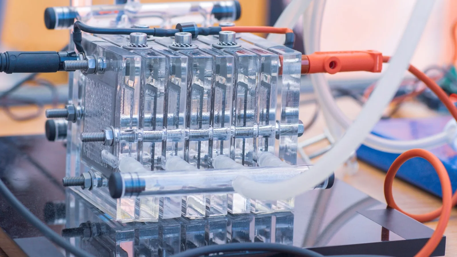 Ceramic cell delivers 500 hours of doubled clean hydrogen yield without extra power