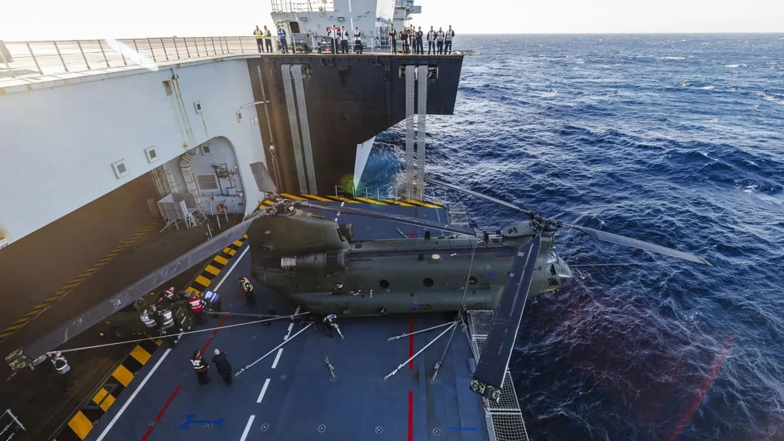 71,600-ton aircraft carrier trains Chinook helicopters for heavy-lift missions at sea
