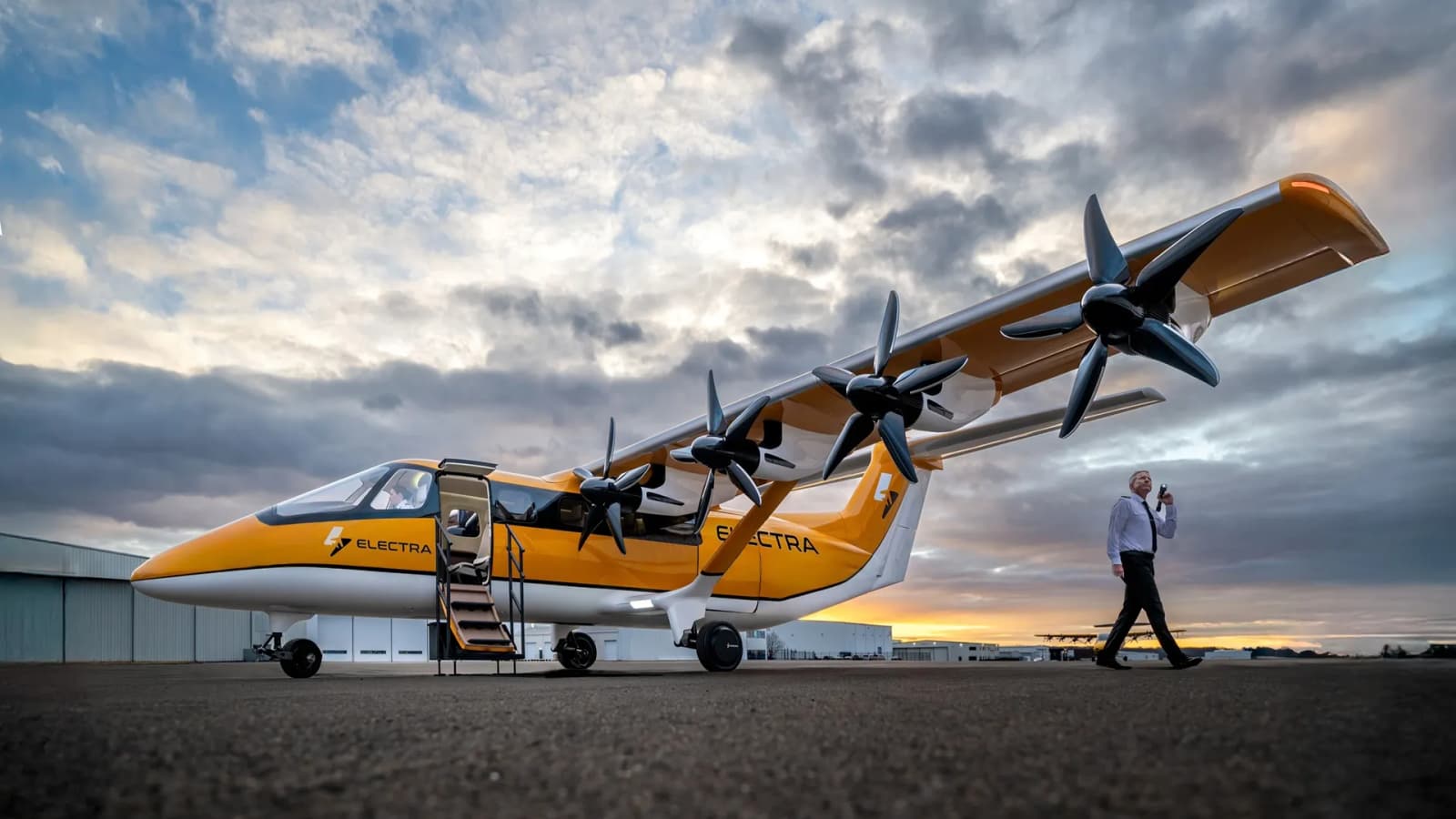 Electra’s EL2 first fixed-wing plane to fly helicopter-style IFR at commercial airport