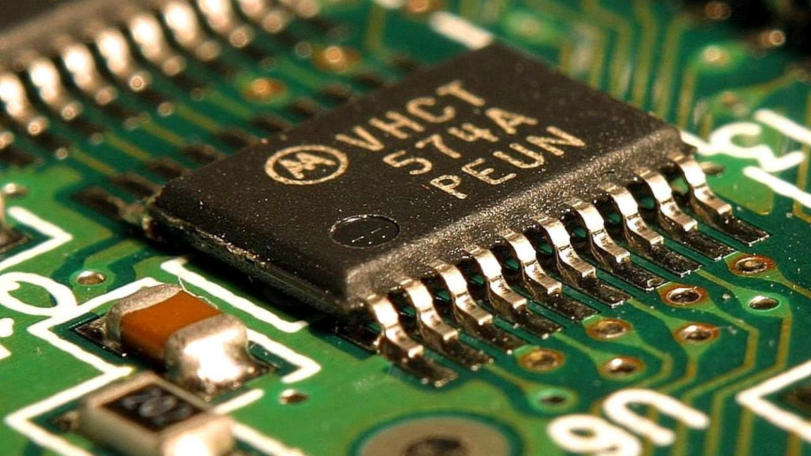 New two-phase system for chip cooling could reduce short-circuit risks