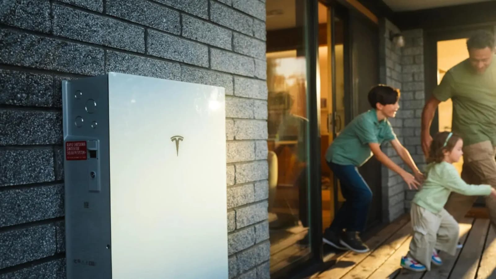 California home batteries set new record by sending 745 MW power to grid